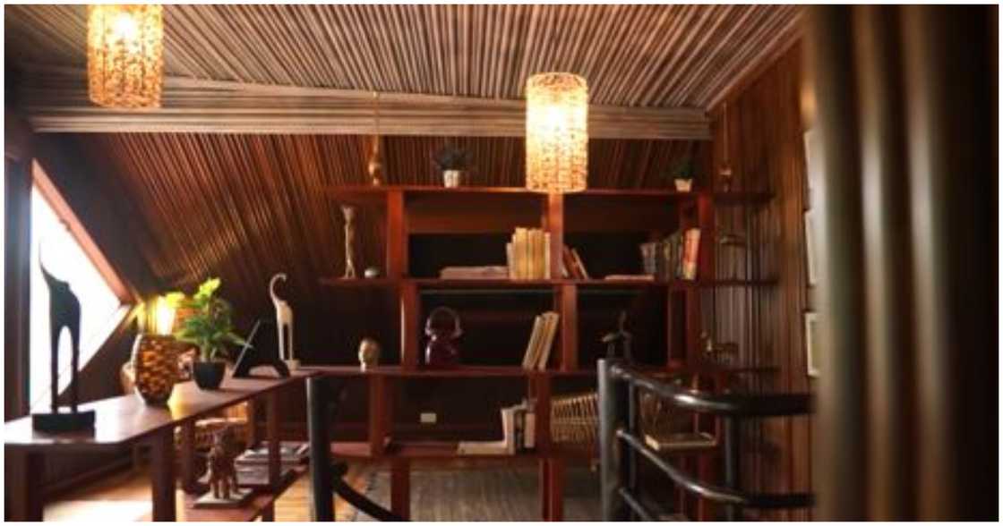 The bedroom of the raffia palm house The bedroom of the raffia palm house