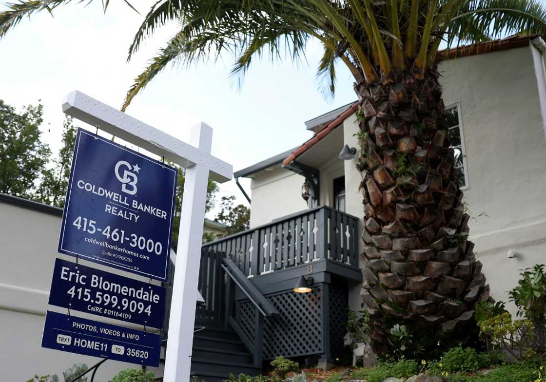 Sales of previously owned homes jumped 3.1 percent in January on lower mortgage rates, said the National Association of Realtors Sales of previously owned homes jumped 3.1 percent in January on lower mortgage rates, said the National Association of Realtors