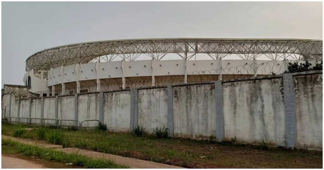 The sad state of the stadium's walls