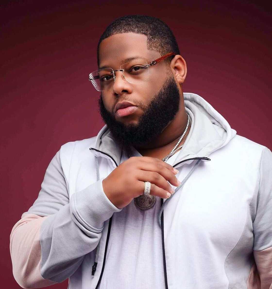 D-Black biography D-Black biography