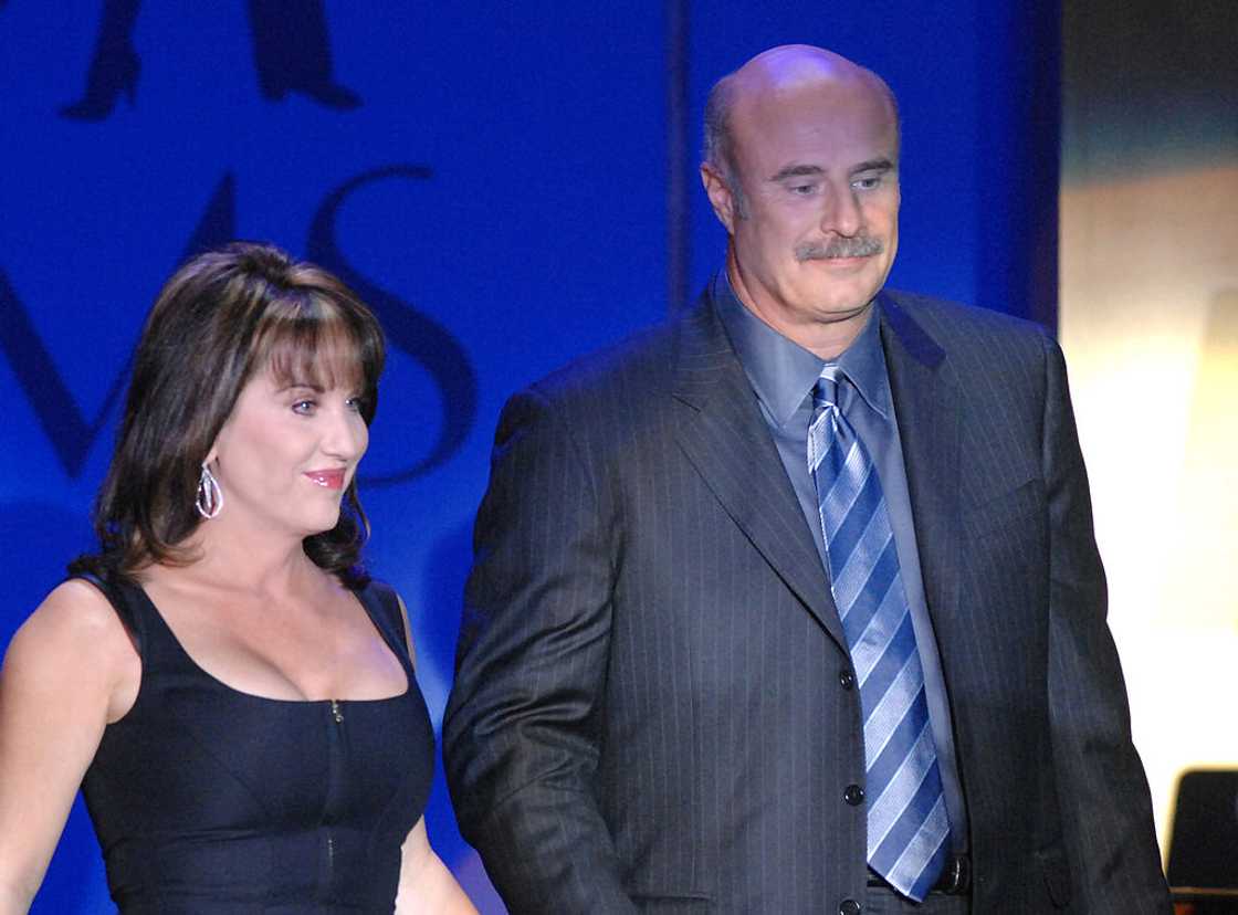 Are Phil and Robin Mcgraw still married