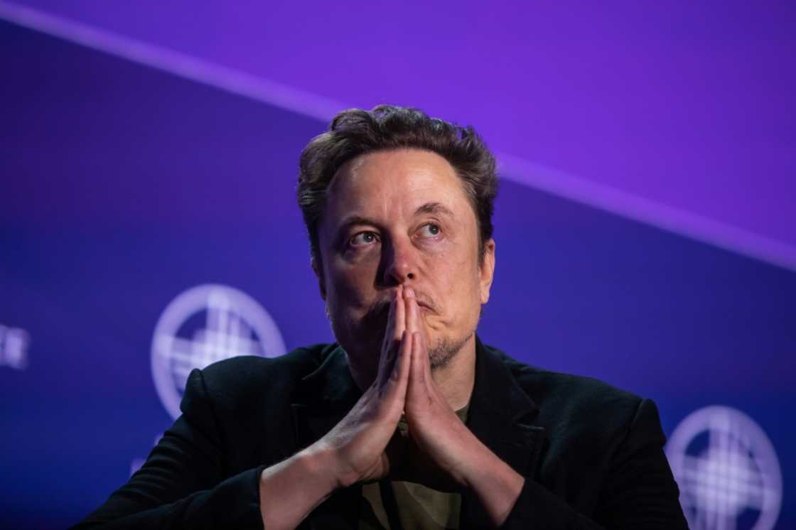 Australia's online watchdog has dropped a legal effort to force Elon Musk's X to remove posts depicting the violent stabbing of a Sydney priest Australia's online watchdog has dropped a legal effort to force Elon Musk's X to remove posts depicting the violent stabbing of a Sydney priest