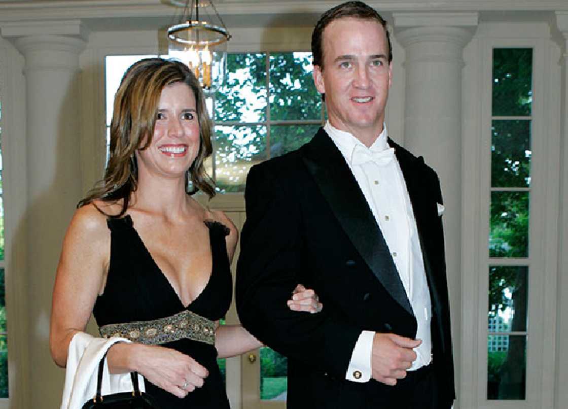 Peyton Manning's wife Peyton Manning's wife