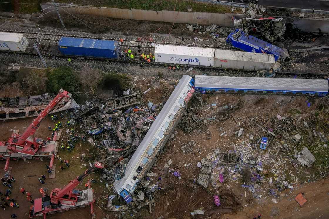 The disaster has exposed a confusing mix of responsibilities between the private and public parts of the rail system The disaster has exposed a confusing mix of responsibilities between the private and public parts of the rail system