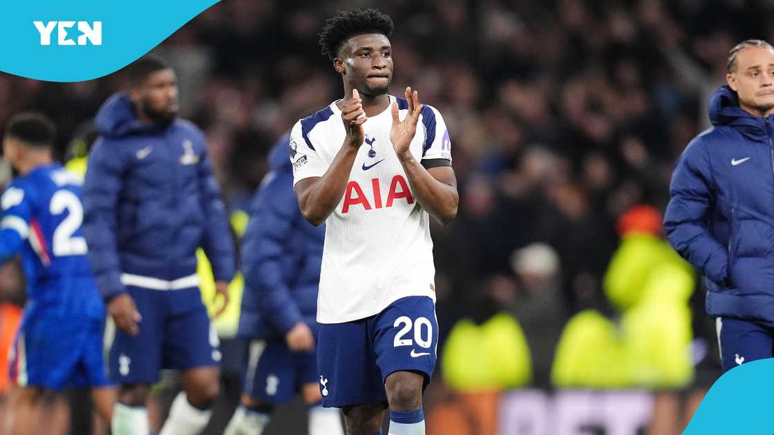 Mohammed Kudus, Tottenham Hotspur, Premier League, Kudus explains his absence, Kudus absent from Man United game, Kudus shares moment with fan, Black Stars, Kirin Cup. Mohammed Kudus, Tottenham Hotspur, Premier League, Kudus explains his absence, Kudus absent from Man United game, Kudus shares moment with fan, Black Stars, Kirin Cup.