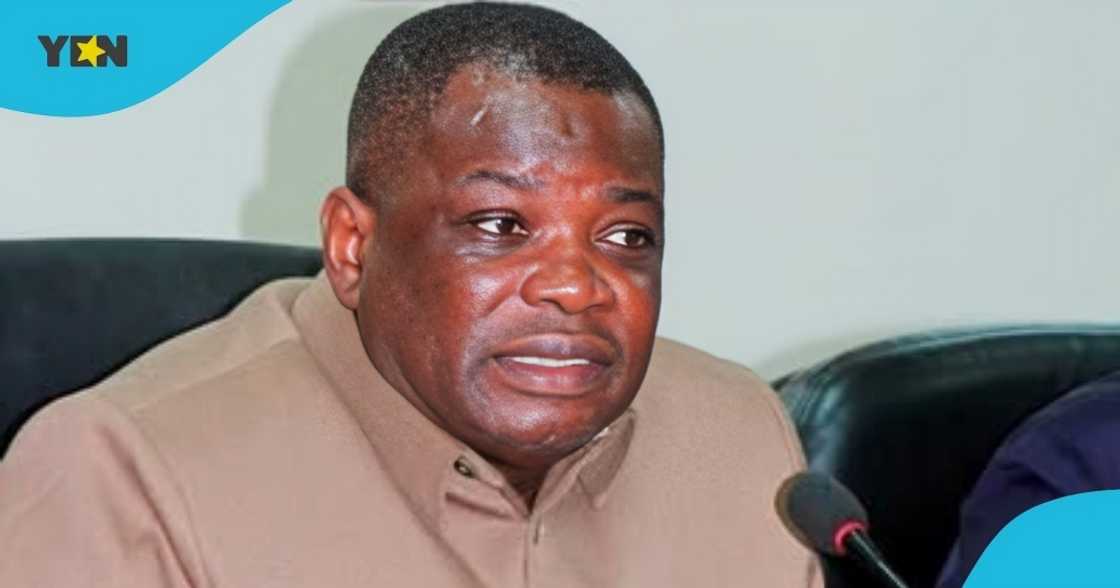 Kwame Agbodza, kwame Governs Agbodza, minister of roads and highways, koforidua student, poor road repairs, ghana twitter Kwame Agbodza, kwame Governs Agbodza, minister of roads and highways, koforidua student, poor road repairs, ghana twitter