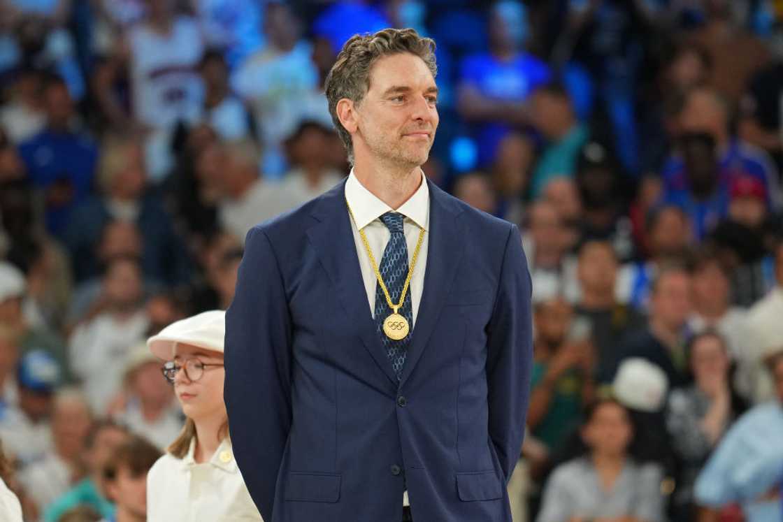 Pau Gasol in a blue suit