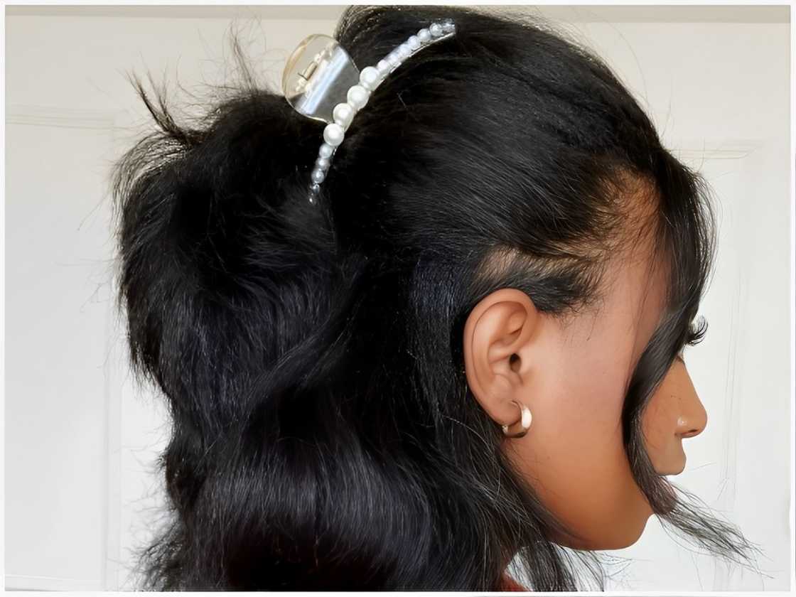 Smooth waves hairstyle Smooth waves hairstyle