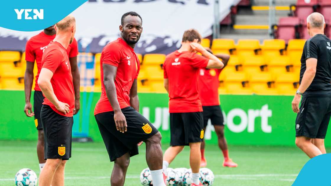 Michael Essien, Essien works as coach, Essien assistant coach at FC Nordsjaelland, Michael Essien vibes to Bra Emma, Michael Essien jama session. Michael Essien, Essien works as coach, Essien assistant coach at FC Nordsjaelland, Michael Essien vibes to Bra Emma, Michael Essien jama session.