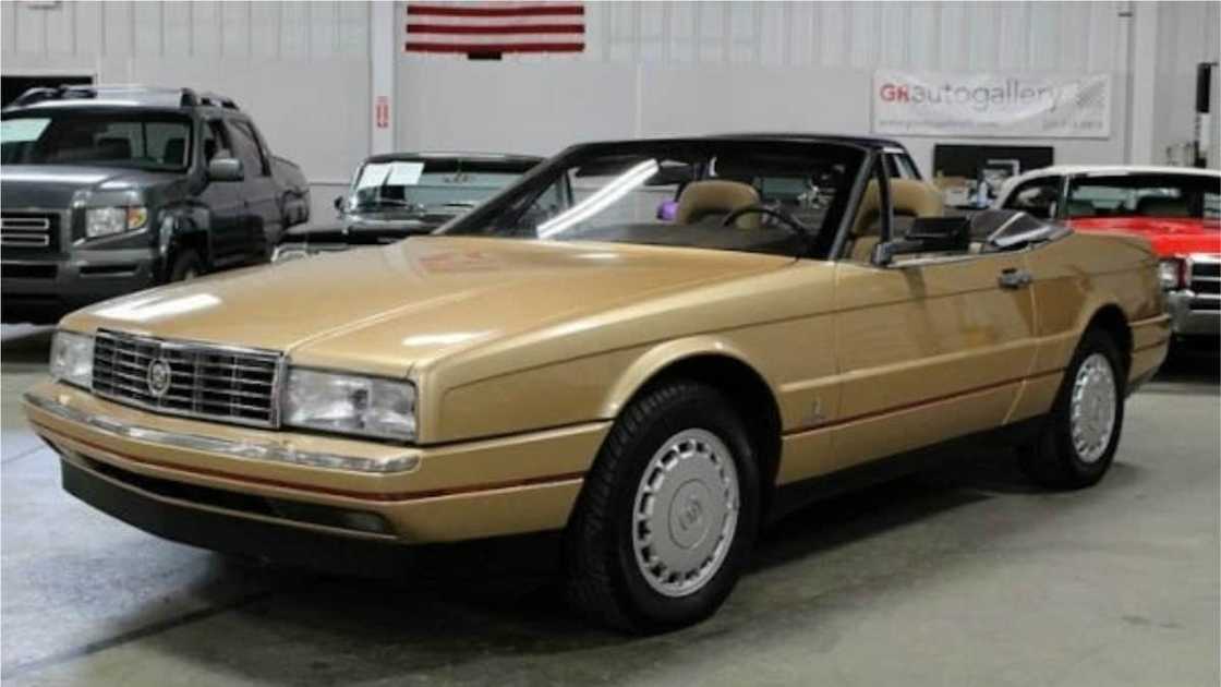 Aside from this, he has several other Cardillacs.
Photo source: Insider Aside from this, he has several other Cardillacs.
Photo source: Insider