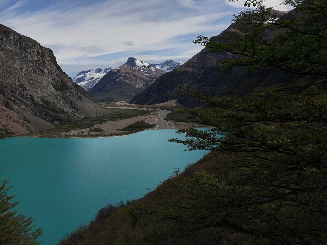 Lago Verde, Sector Jeinimeni, Patagonia National Park Lago Verde, Sector Jeinimeni, Patagonia National Park