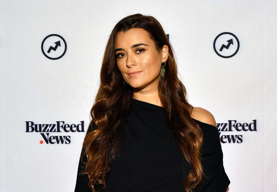Actress Cote De Pablo visits BuzzFeed's "AM To DM" Actress Cote De Pablo visits BuzzFeed's "AM To DM"