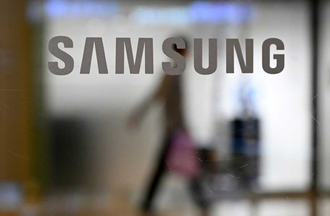 Samsung on Tuesday reported that operating profits were down nearly 80 percent for the third quarter