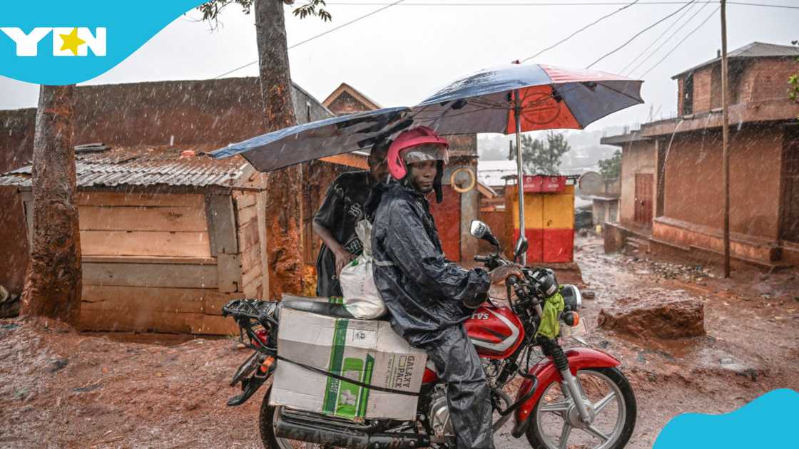 The Ghana Meteorological Agency, partly cloudy skies, mist or fog patches, Thunderstorm The Ghana Meteorological Agency, partly cloudy skies, mist or fog patches, Thunderstorm
