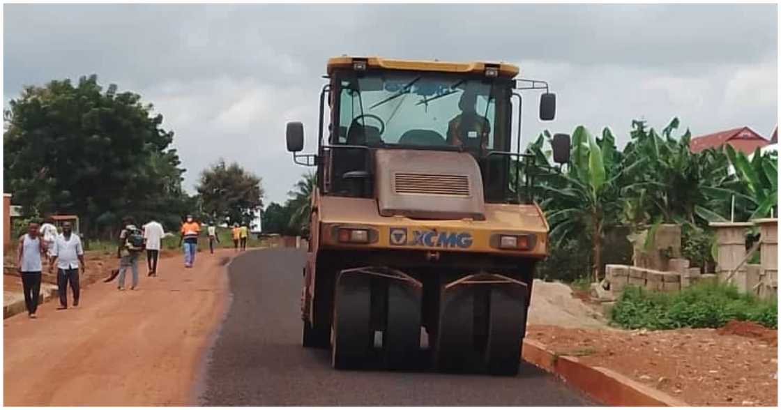 Work on the road project progresses steadily Work on the road project progresses steadily