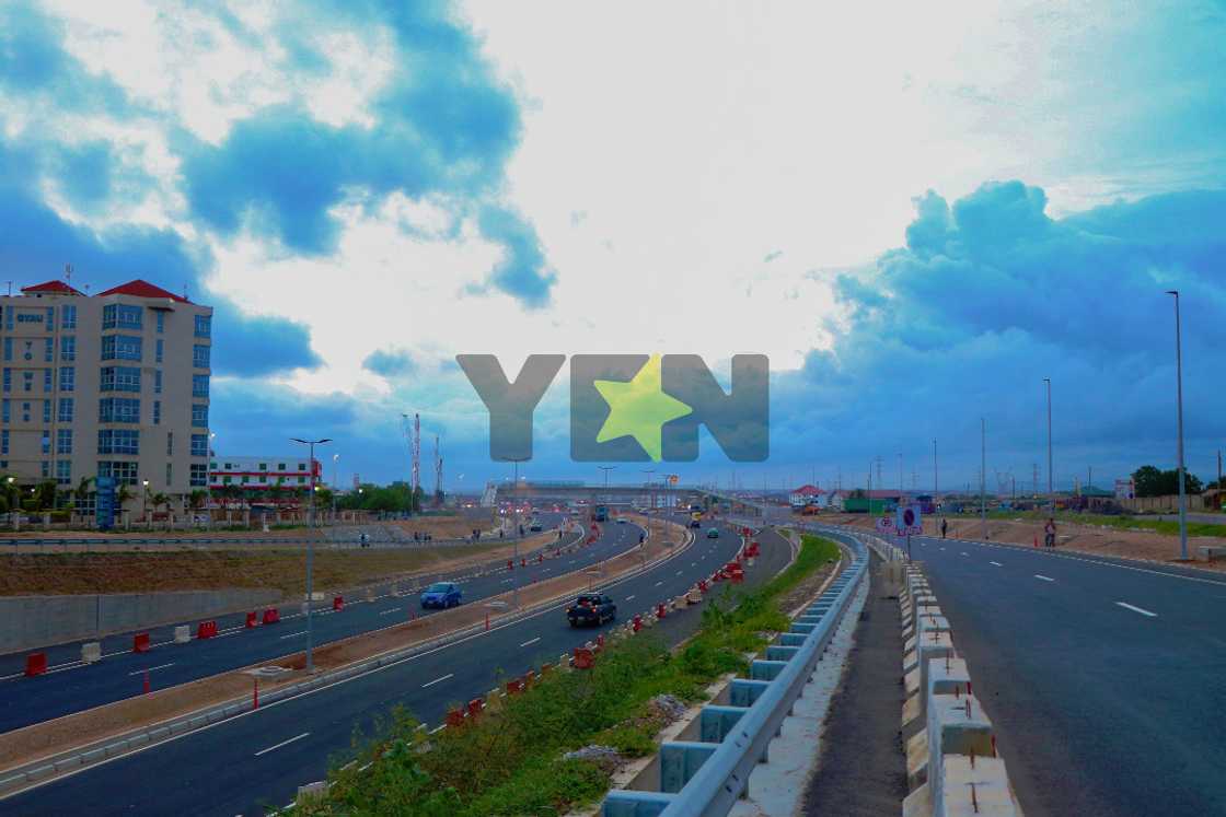 8 jaw-dropping photos of newly built Motorway Roundabout at different times of day