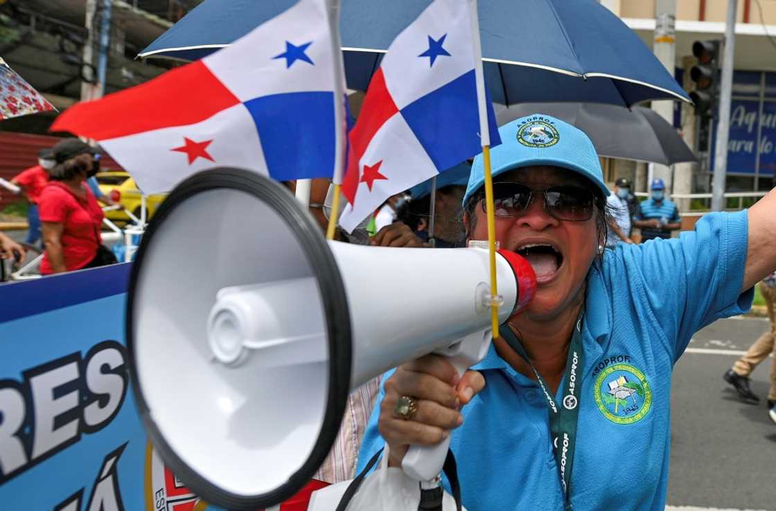 Demonstrators in Panama have reopened major highways they had previously blocked to protest the high cost of living Demonstrators in Panama have reopened major highways they had previously blocked to protest the high cost of living