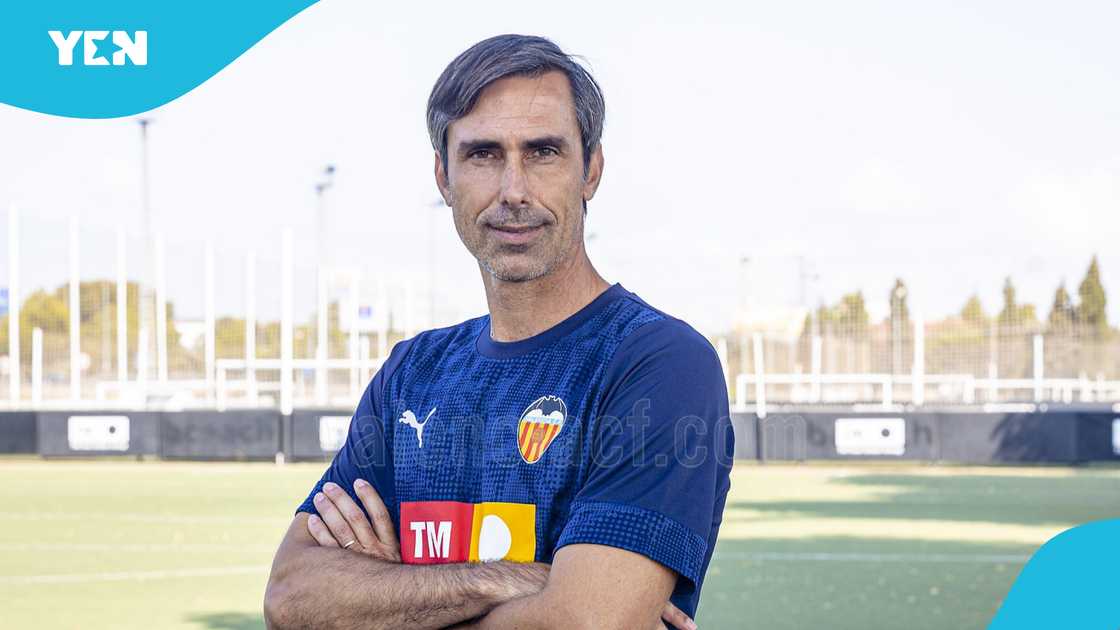 Football manager and his three children dead after tourist boat sinks in sea Football manager and his three children dead after tourist boat sinks in sea