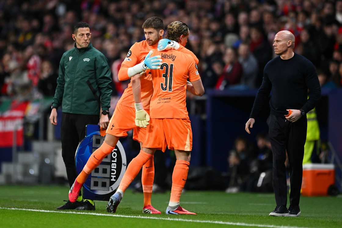 Roberto De Zerbi Tottenham, Mauricio Pochettino Tottenham return, Tottenham vs Atletico Madrid, Spurs dressing room unrest, Premier League relegation fight