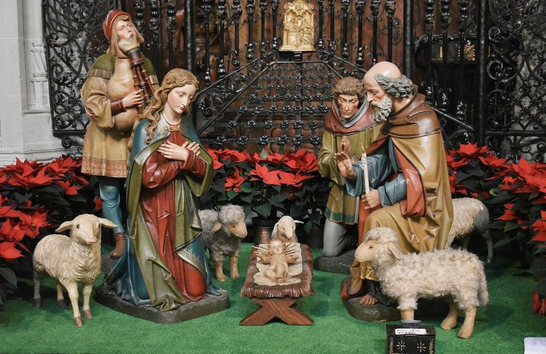 A depiction of the nativity Scene.