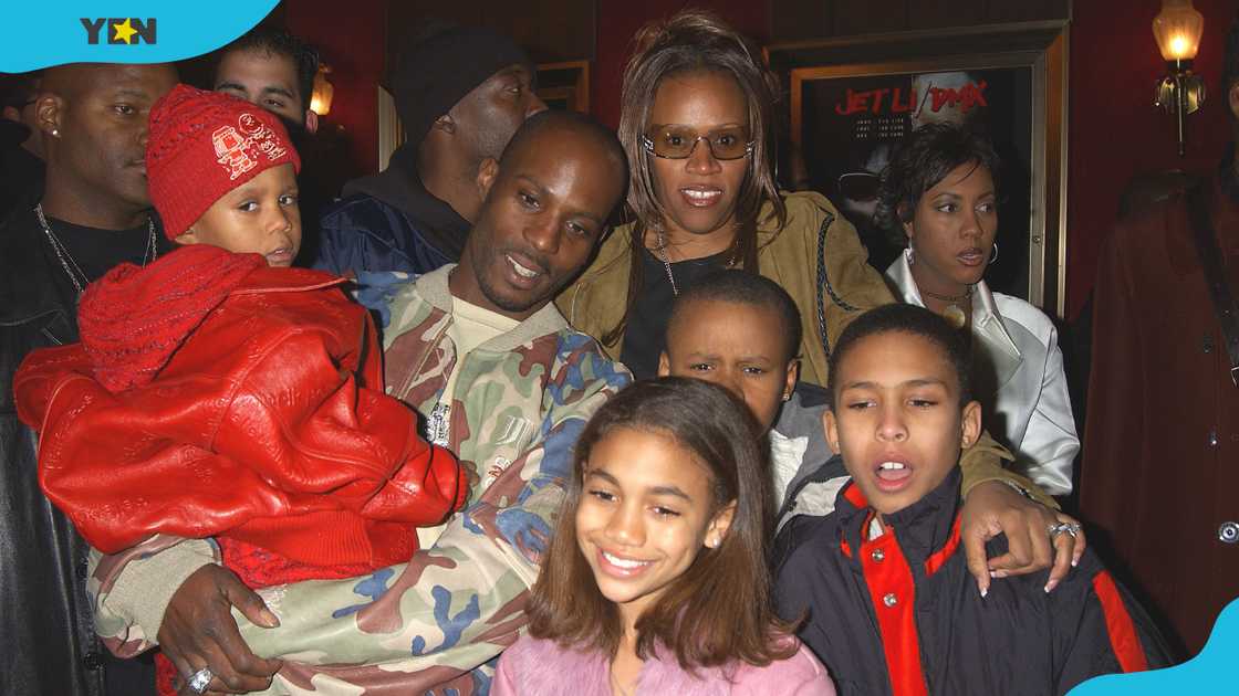 DMX, his ex-wife Tashera Simmons, and their four kids during the World Premiere of Cradle 2 The Grave. DMX, his ex-wife Tashera Simmons, and their four kids during the World Premiere of Cradle 2 The Grave.