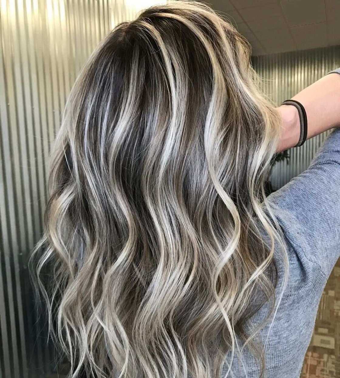 25 fabulous brown hair with blonde highlights ideas for that gorgeous look YEN.COM.GH