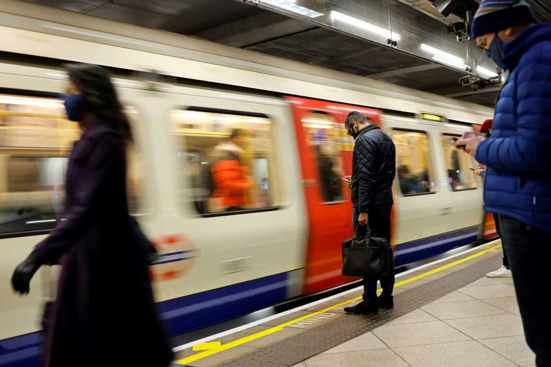 Transport for London (TfL), which runs the underground "Tube" network, said the government had agreed to provide £1.2 billion ($1.4 bn) until the end of March 2024, as the system struggles to recover from the pandemic Transport for London (TfL), which runs the underground "Tube" network, said the government had agreed to provide £1.2 billion ($1.4 bn) until the end of March 2024, as the system struggles to recover from the pandemic