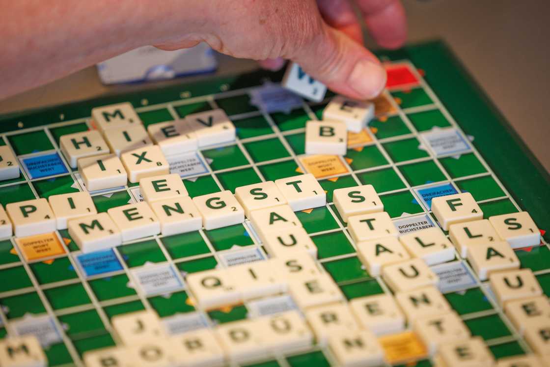 North Rhine-Westphalia, Minden: A Scrabble player sits at a table at the 14th German Scrabble Championship. North Rhine-Westphalia, Minden: A Scrabble player sits at a table at the 14th German Scrabble Championship.