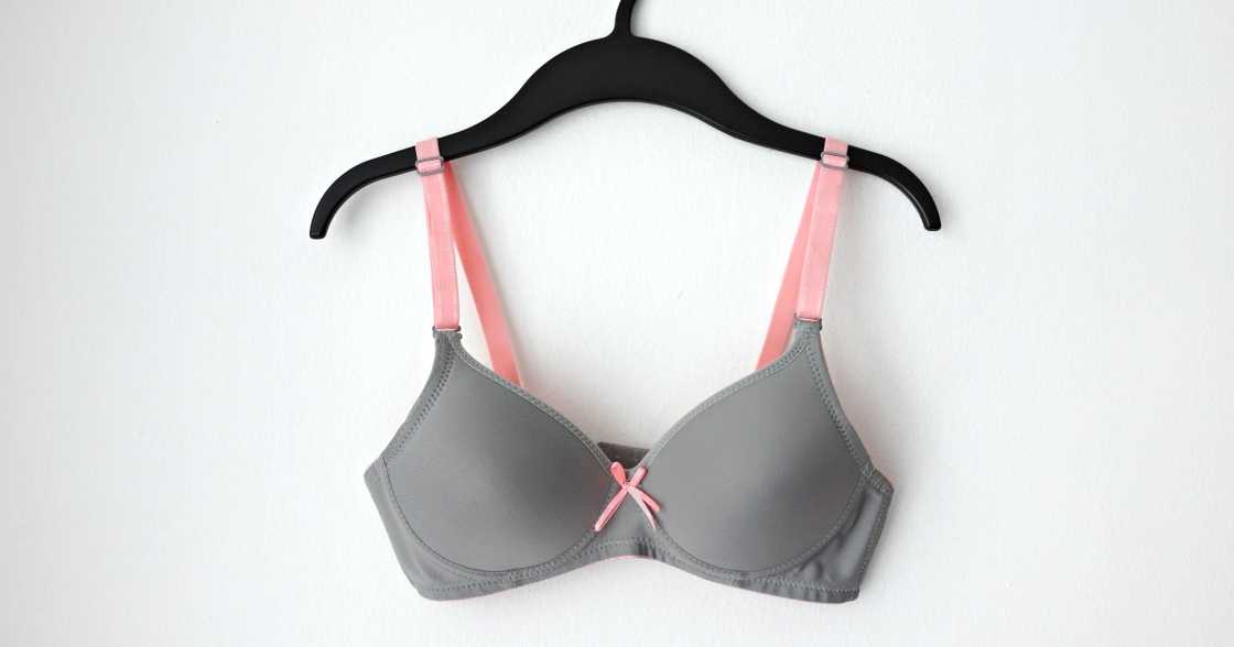 Facts about 'No Bra Day' Facts about 'No Bra Day'