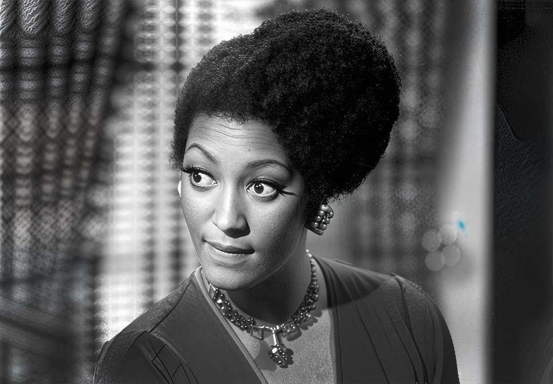 Paula Kelly, Publicity Portrait for the Film, "Uptown Saturday Night", Warner Bros. Paula Kelly, Publicity Portrait for the Film, "Uptown Saturday Night", Warner Bros.
