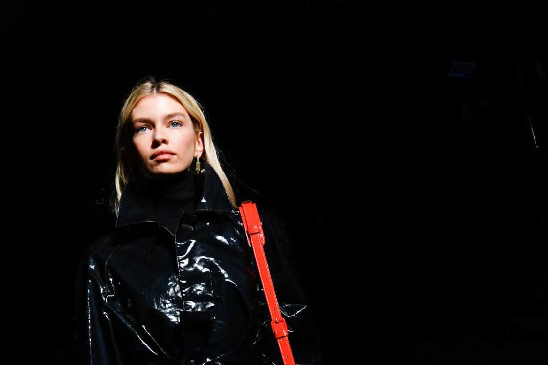 Maxim Hot 100 Maxim Hot 100