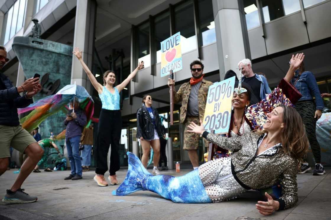 The International Maritime Organization will discuss a carbon tax on the shipping sector The International Maritime Organization will discuss a carbon tax on the shipping sector