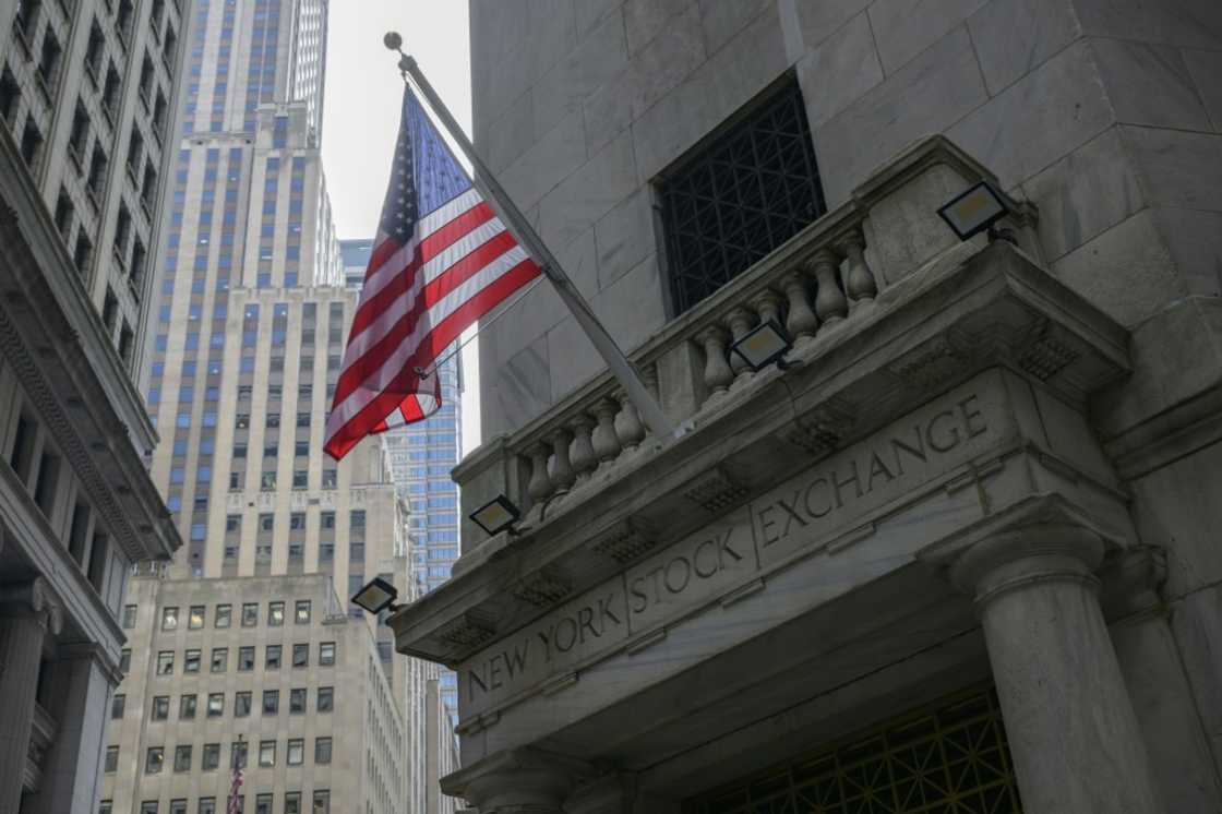 Only one in 20 of over a thousand publicly listed companies have a detailed strategy for how they will reach their greenhouse gas targets Only one in 20 of over a thousand publicly listed companies have a detailed strategy for how they will reach their greenhouse gas targets