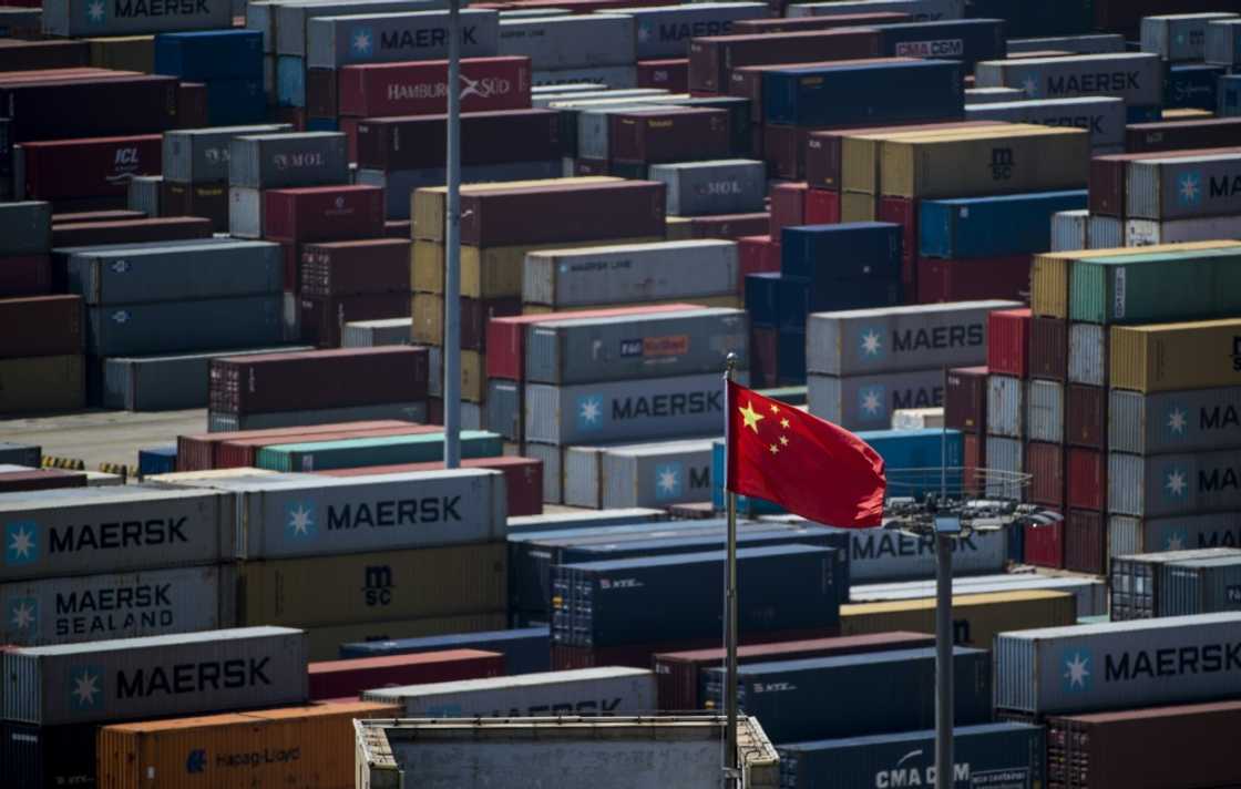 China and the United States are grappling with major economic challenges including inflation and Covid-snarled supply chains