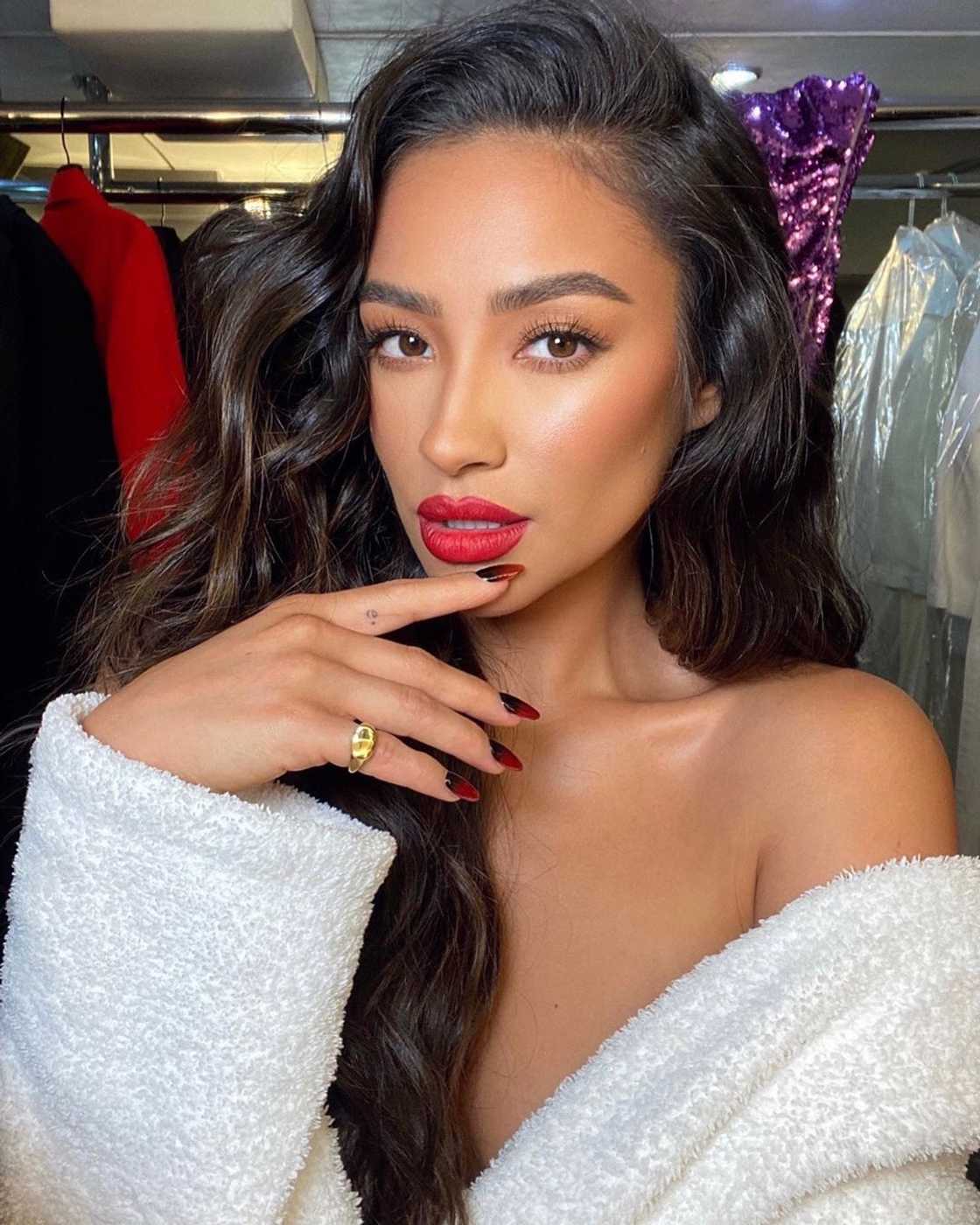 Shay Mitchell