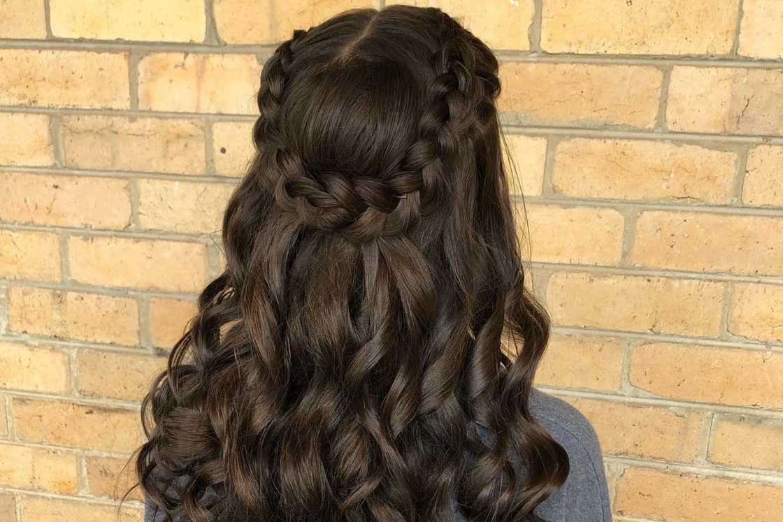 graduation hairstyles graduation hairstyles