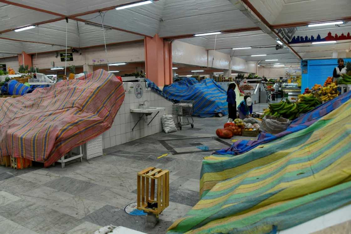 Ecuador markets now house empty trays, tarp-covered display cases and deserted stalls, with two weeks of nationwide protests being felt far and wide Ecuador markets now house empty trays, tarp-covered display cases and deserted stalls, with two weeks of nationwide protests being felt far and wide