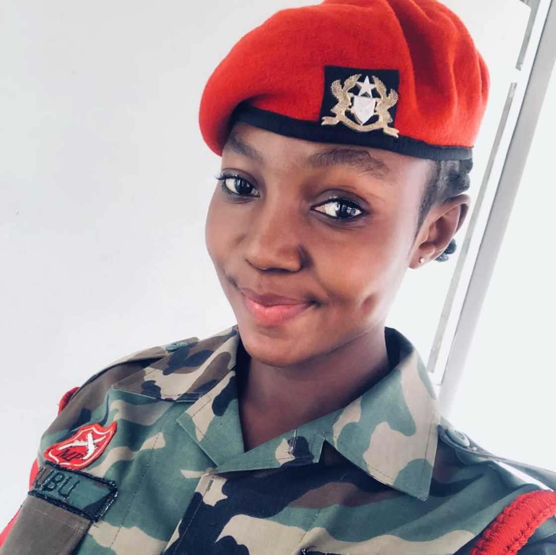 Meet Yakubu Shahada, the female military officer whose beautiful photos are causing confusion on social media Meet Yakubu Shahada, the female military officer whose beautiful photos are causing confusion on social media