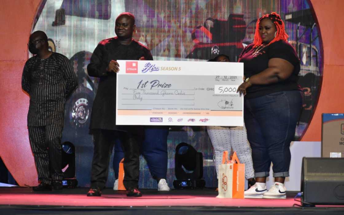 Winner of Di Asa Season 5 receives a cheque of GHc5,000 Winner of Di Asa Season 5 receives a cheque of GHc5,000