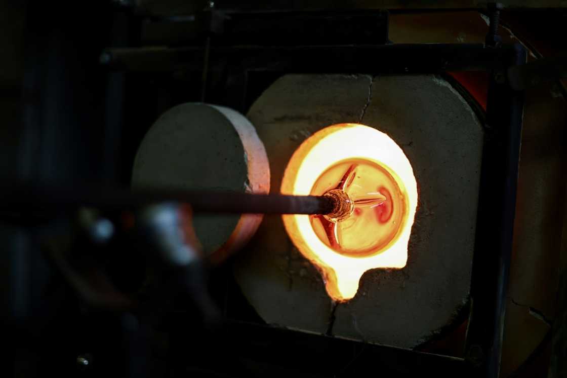 Christophe Genard cut his monthly gas expenses by half by switching to gas cylinders to fire up the oven of his glassblowing business Christophe Genard cut his monthly gas expenses by half by switching to gas cylinders to fire up the oven of his glassblowing business