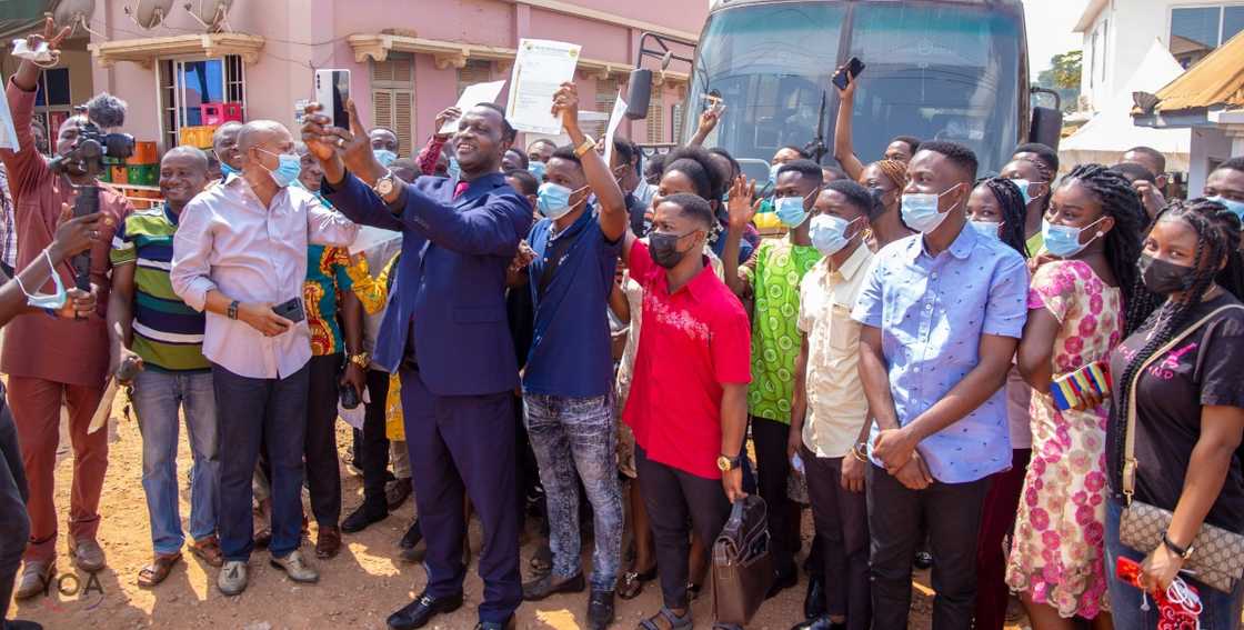 Ghanaian MP pays school fees for 61 brilliant students