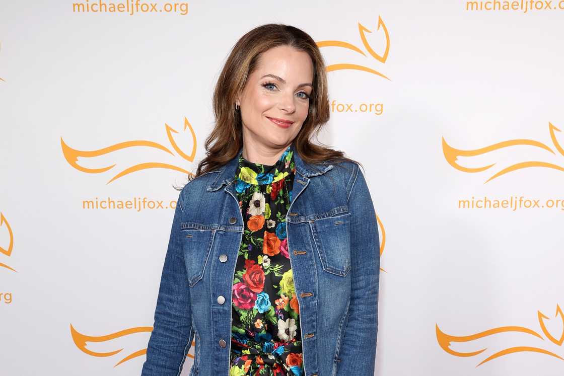 Kimberly Williams-Paisley attends "A Country Thing Happened On The Way To Cure Parkinson's" Kimberly Williams-Paisley attends "A Country Thing Happened On The Way To Cure Parkinson's"