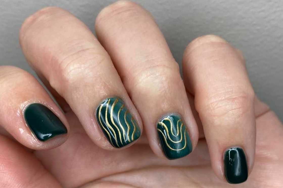 unique classy short nail designs