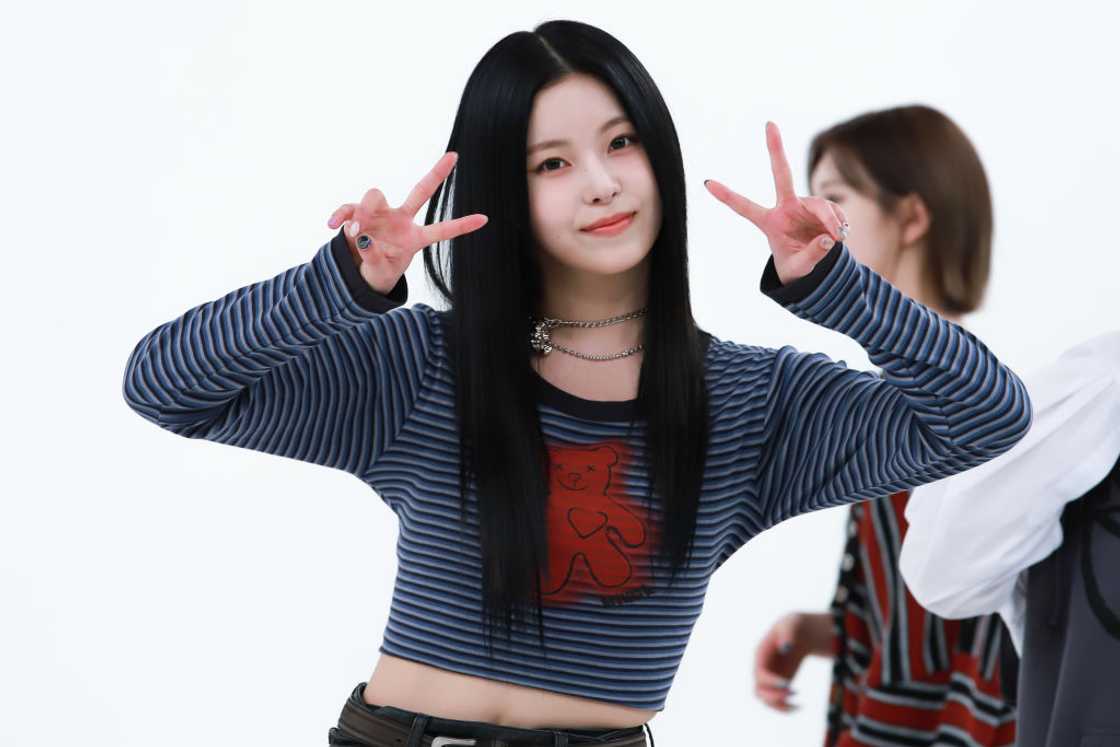 Kyujin of NMIXX at MBC's Every1 'Weekly Idol' show. Kyujin of NMIXX at MBC's Every1 'Weekly Idol' show.