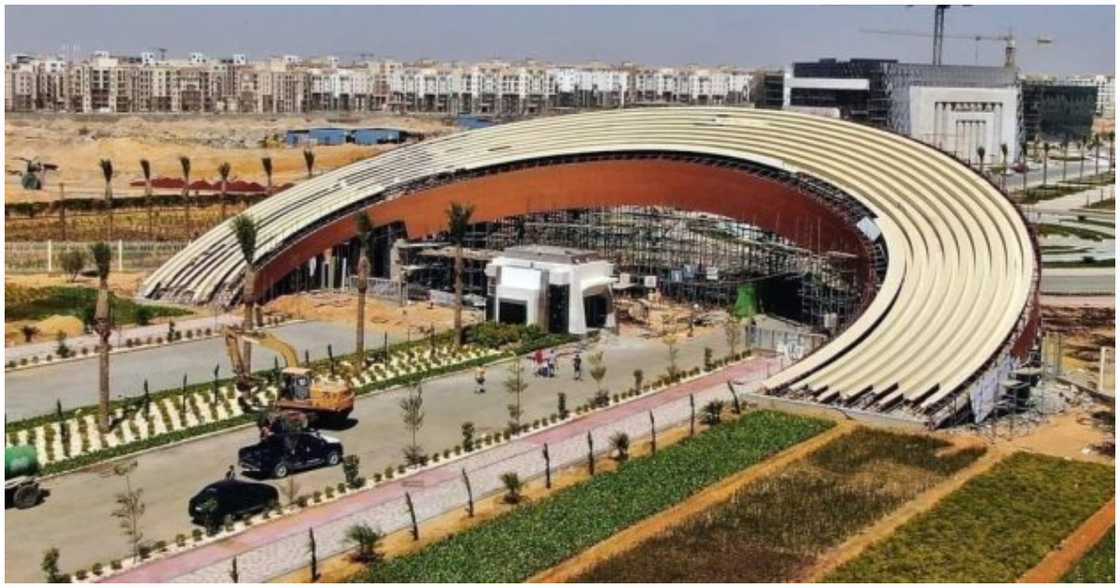 The entrance to the 'Knowledge City' The entrance to the 'Knowledge City'