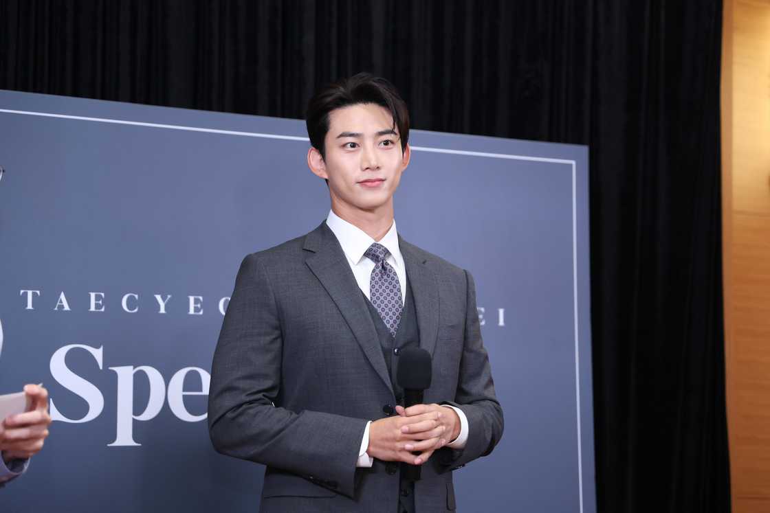 Ok Taec-yeon attends a press conference in Taipei Ok Taec-yeon attends a press conference in Taipei