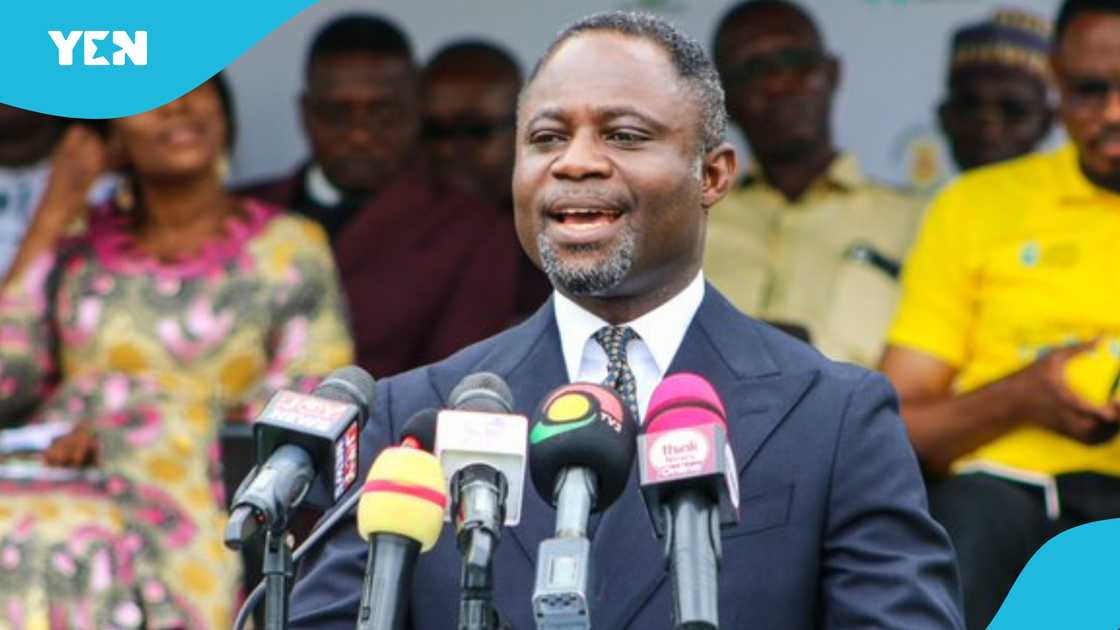 Kwabena Mintah Akandoh, Health Minister, financial clearance, unpaid nurses, doctors and allied health workers Kwabena Mintah Akandoh, Health Minister, financial clearance, unpaid nurses, doctors and allied health workers