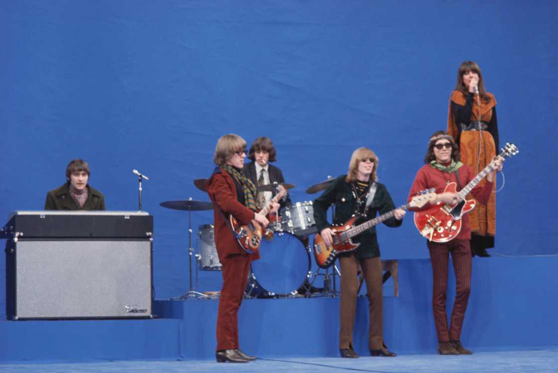 Jefferson Airplane band members during a performance Jefferson Airplane band members during a performance