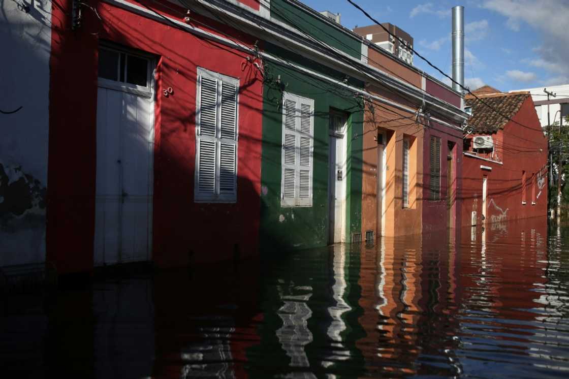 Some 600,000 people have had to leave their homes due to flooding in southern Brazil Some 600,000 people have had to leave their homes due to flooding in southern Brazil