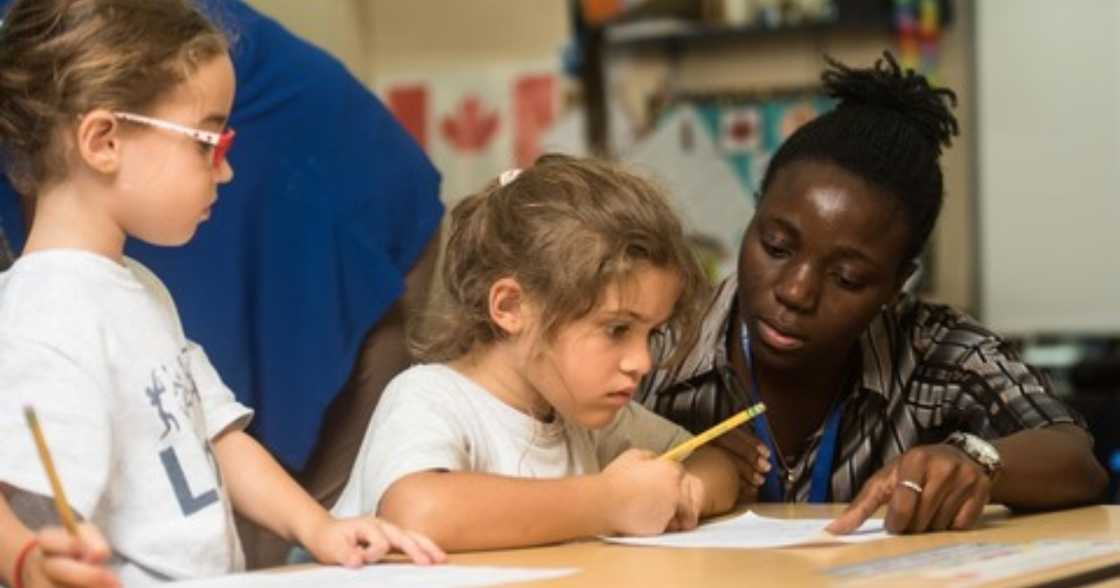 Lincoln Community School: Expensive School in Ghana KG pays 125GHS Lincoln Community School: Expensive School in Ghana KG pays 125GHS